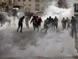37 إصابة حصيلة اقتحام قوات الاحتلال لمدينة نابلس 37 إصابة حصيلة اقتحام قوات الاحتلال لمدينة نابلس